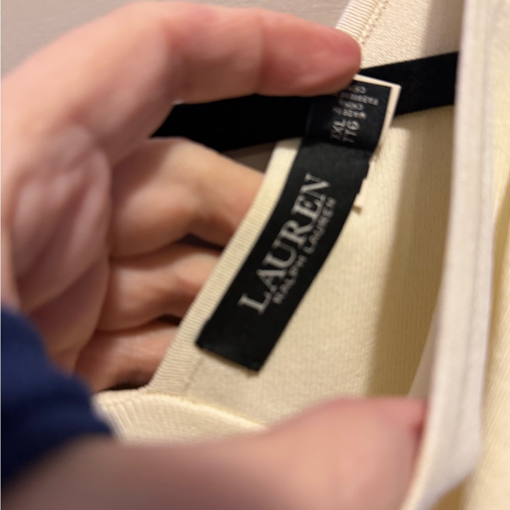 Lauren Ralph Lauren  Black Label Cream Top - Picture 2 of 3